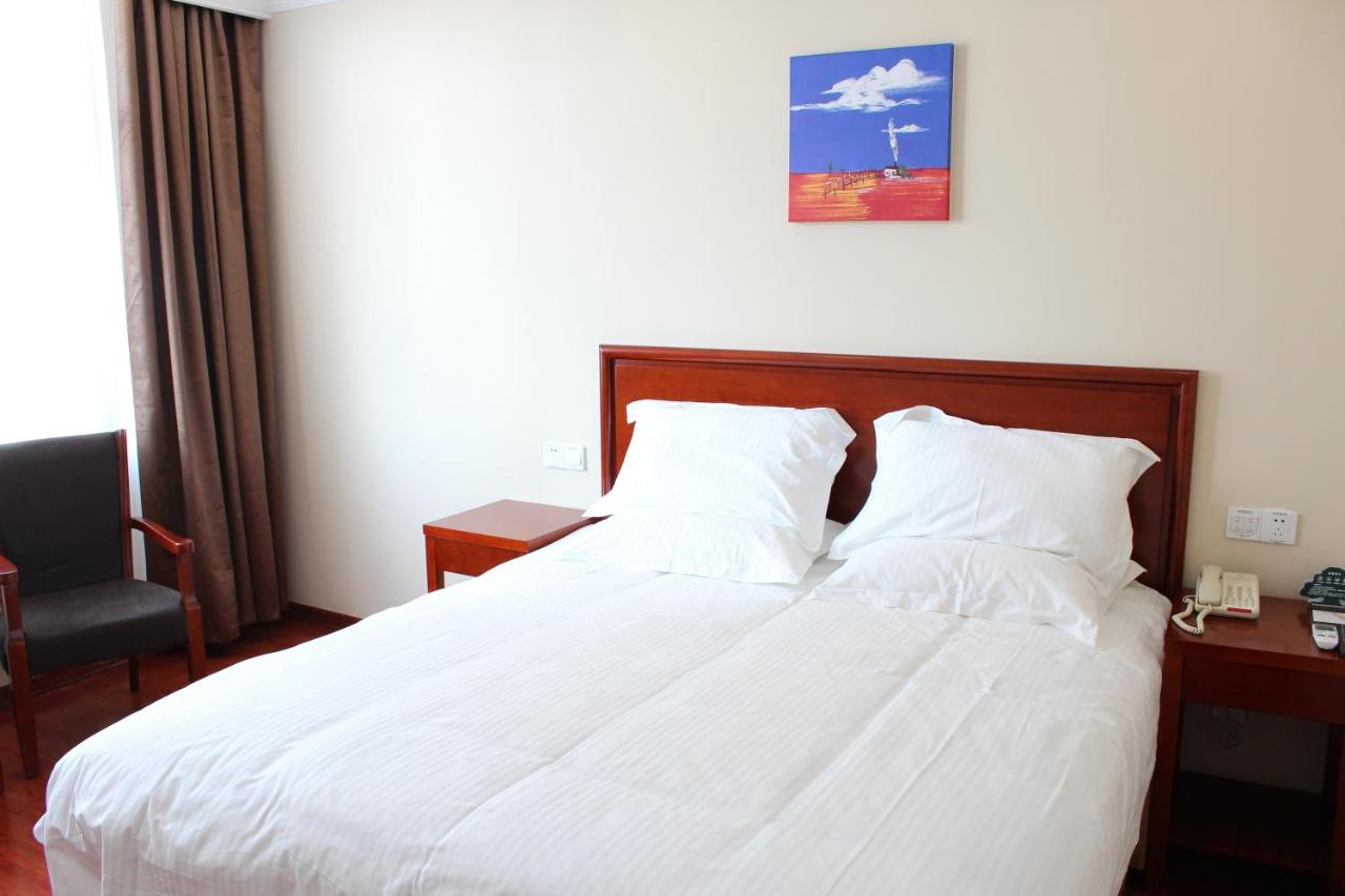 GreenTree Inn ShangHai SongJiang SongDong Business Hotel photo 2