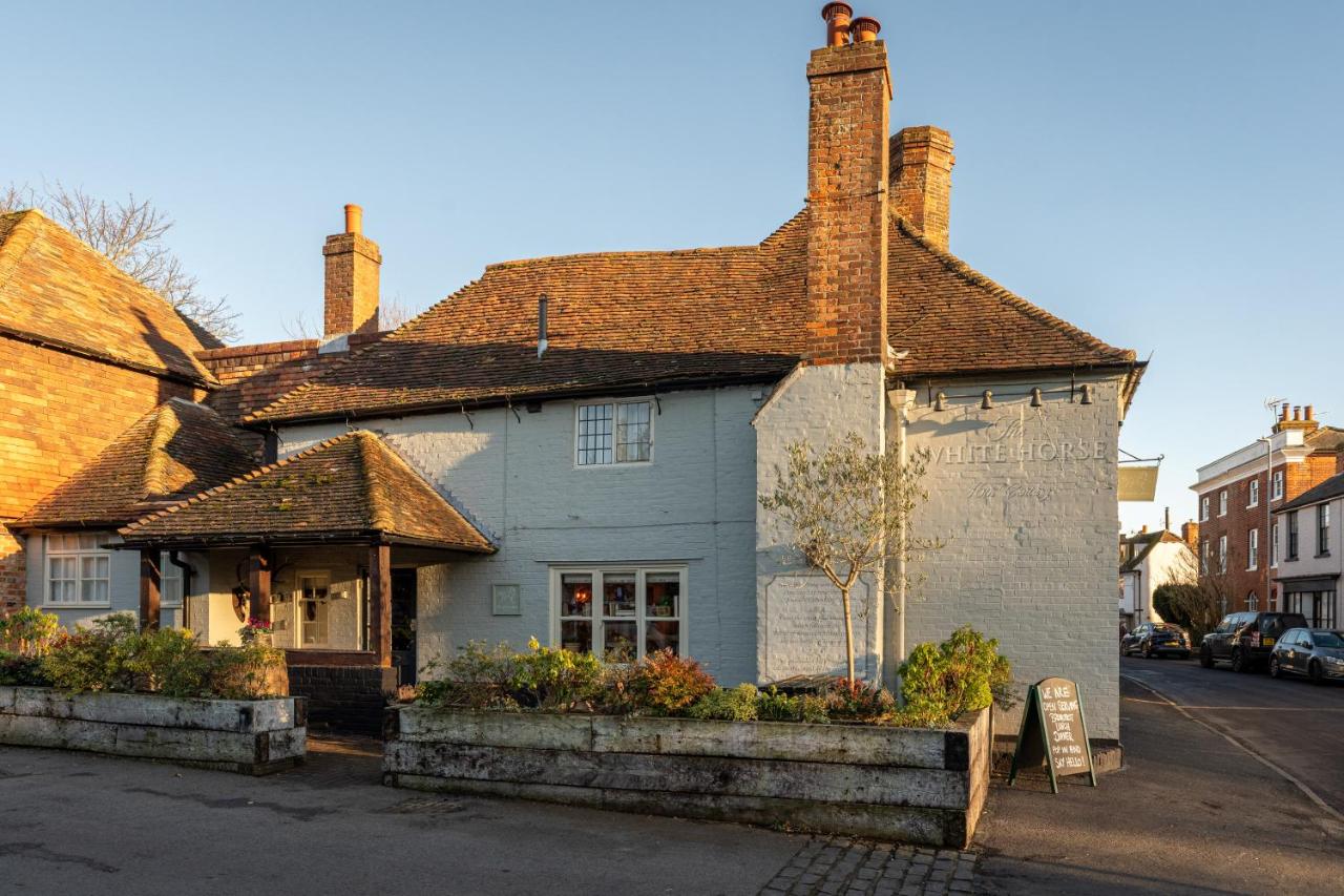 The White Horse - 5