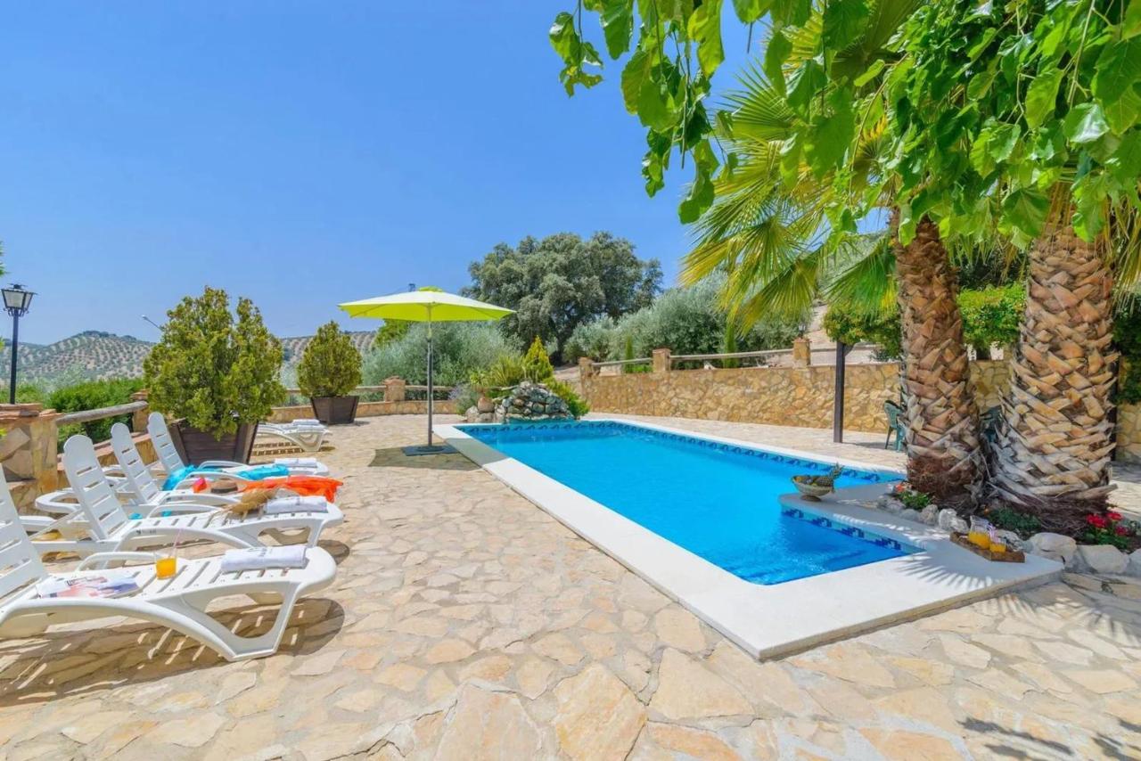 Spacious villa with pool in Priego de Córdoba - 350 m² - 5