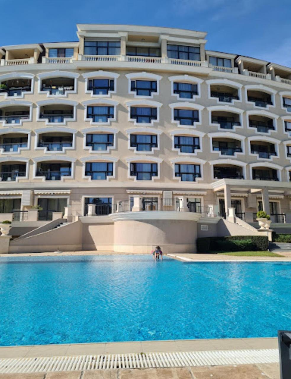 Carpe Palace - 3