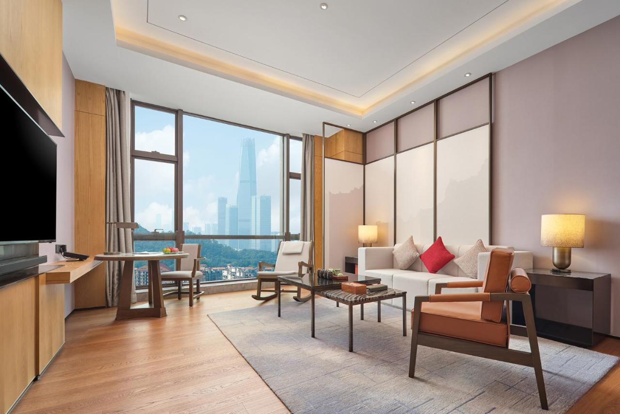 Dongguan DongCheng International Hotel - Free shuttle buses for executive room guests during Canton Fair