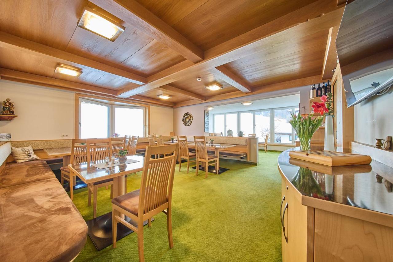 Hotel Garni Tirol - 4