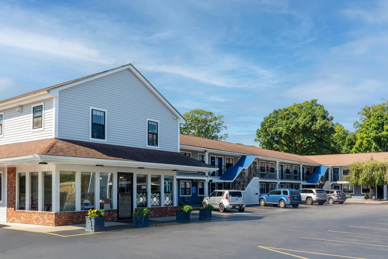 Knights Inn North Attleboro MA