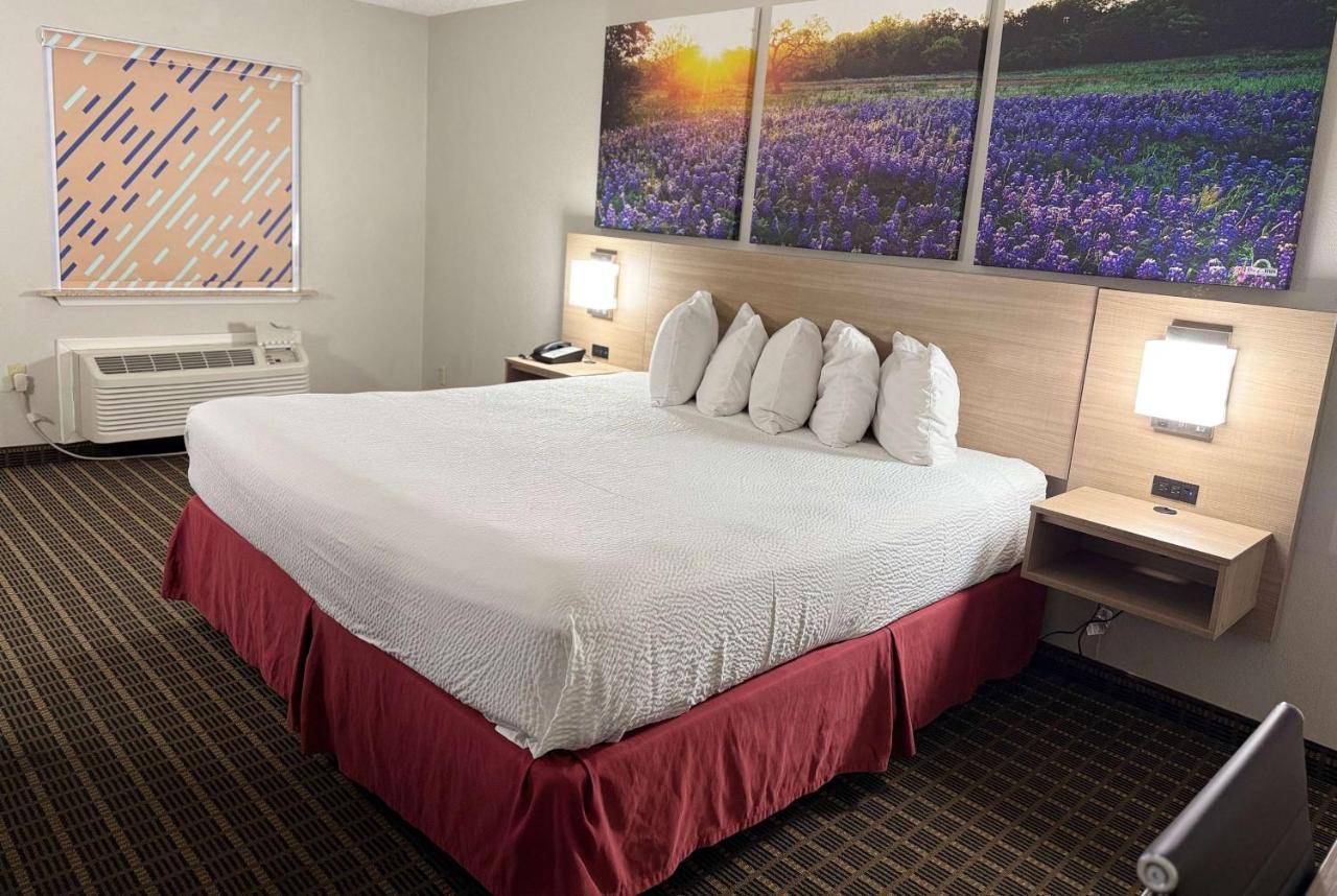 Foto - Days Inn By Wyndham San Antonio Interstate Hwy 35 North