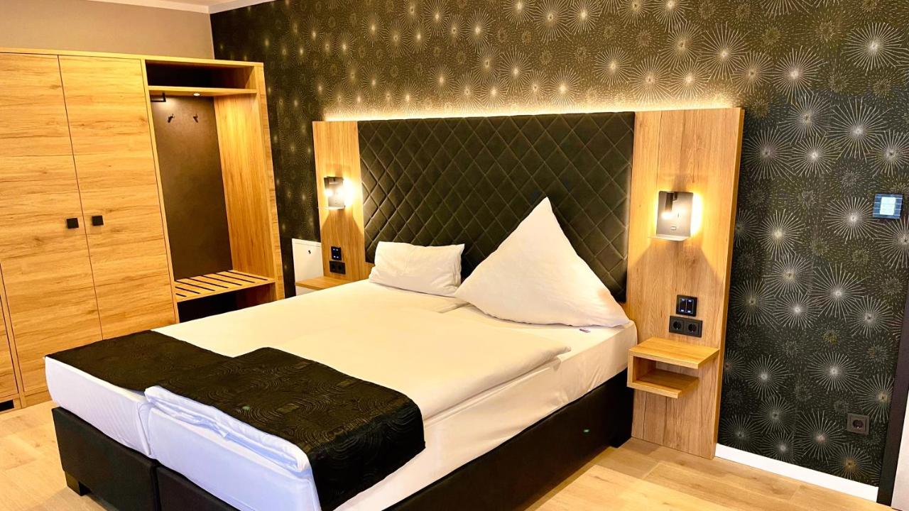 Akzent Hotel Tietmeyer & Cross Side photo 2