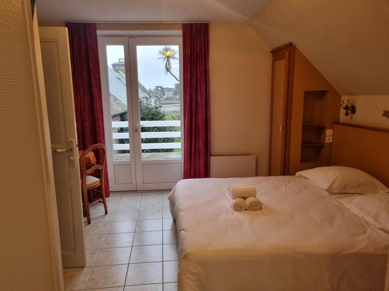 Le conquérant - chambres meublées - Barfleur - 5