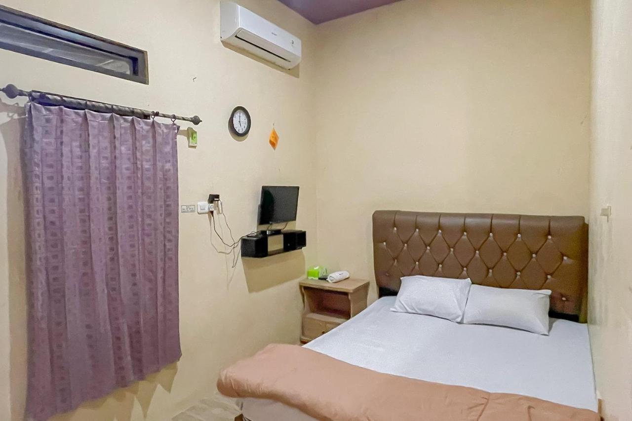 Ayna Syariah Mitra RedDoorz Indramayu photo 4