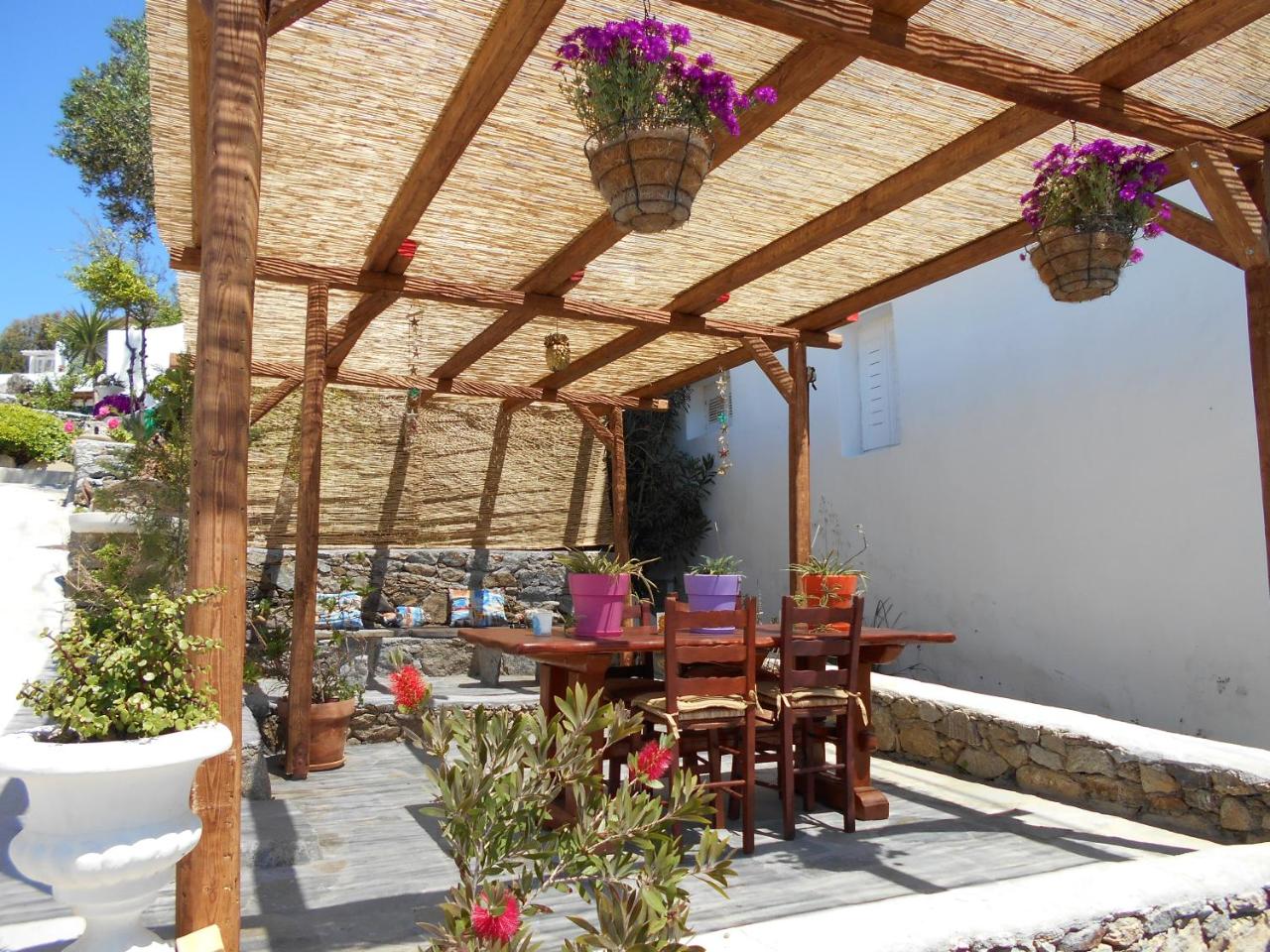 La Veranda of Mykonos Traditional Guesthouse photo 3
