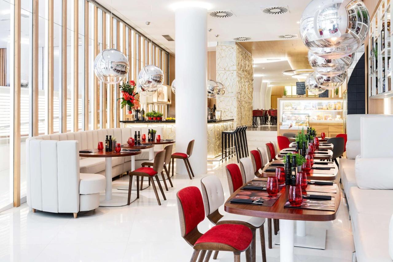 NH Collection Barcelona Gran Hotel Calderon photo 3