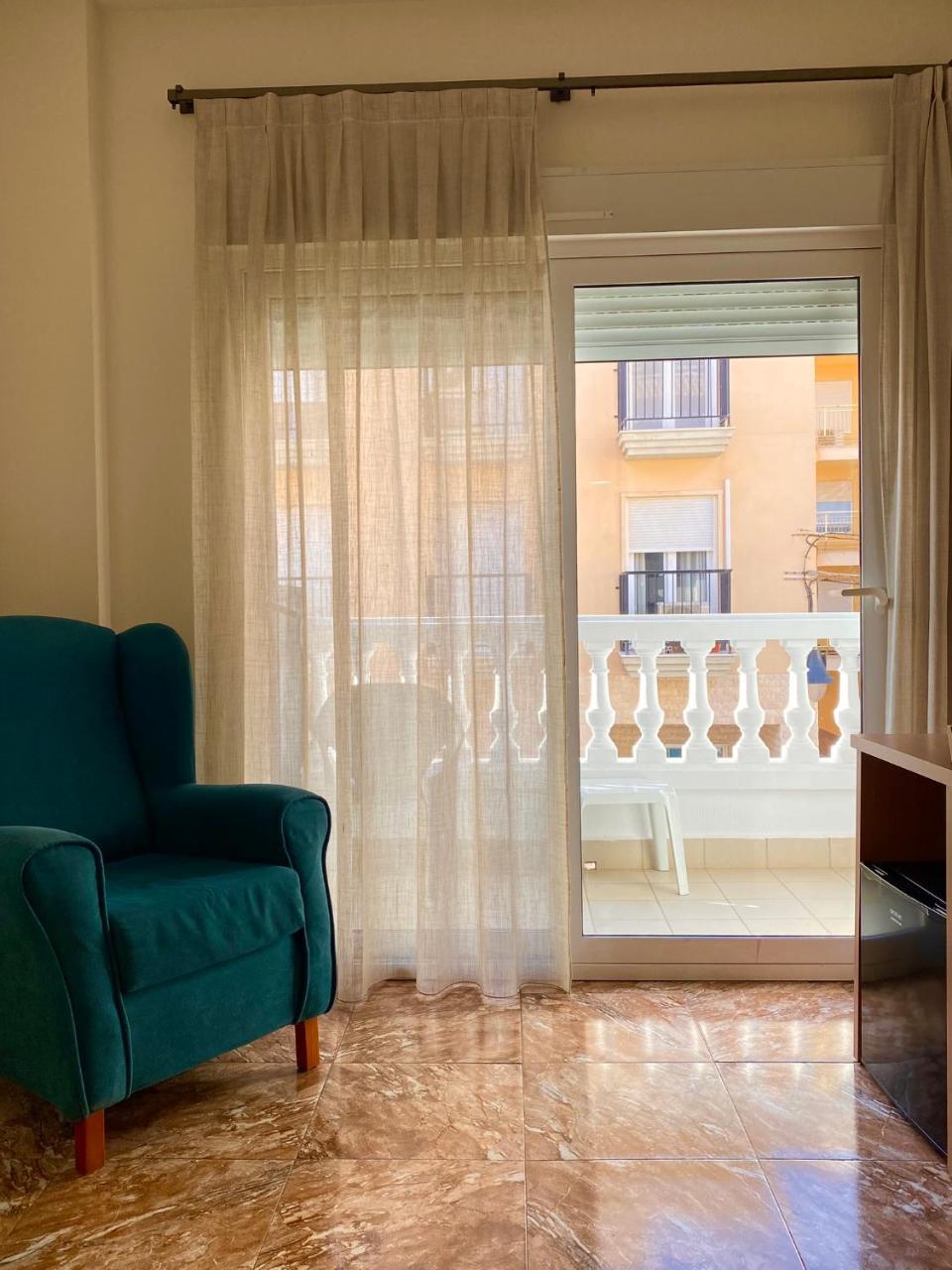 Hotel La Familia photo 3