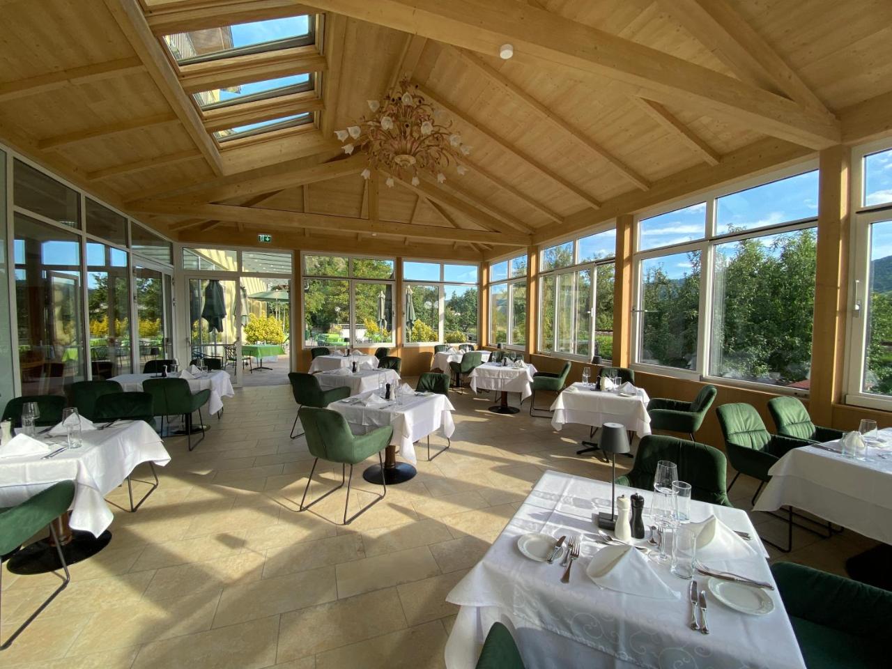Gartenhotel & Weingut Pfeffel Dürnstein - 3