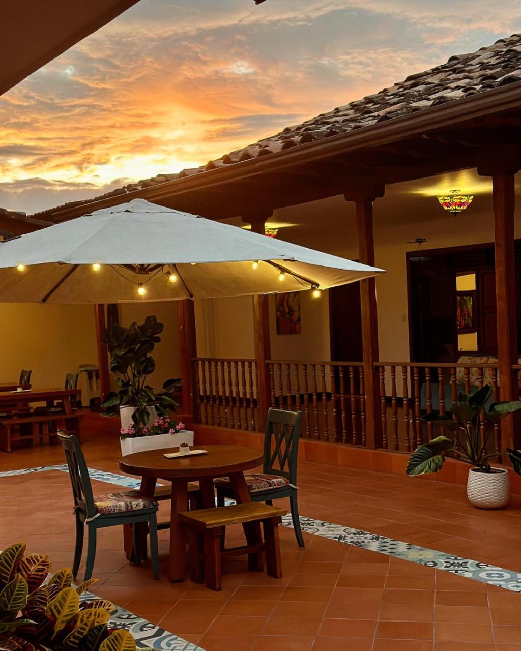 Hotel Colonial Andino - Parque principal de Pitalito