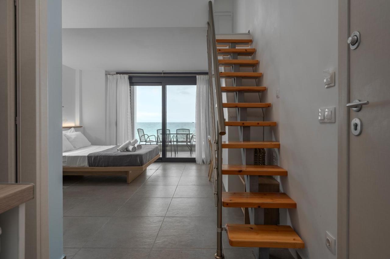 Cavo Blue Coastal Living - 3