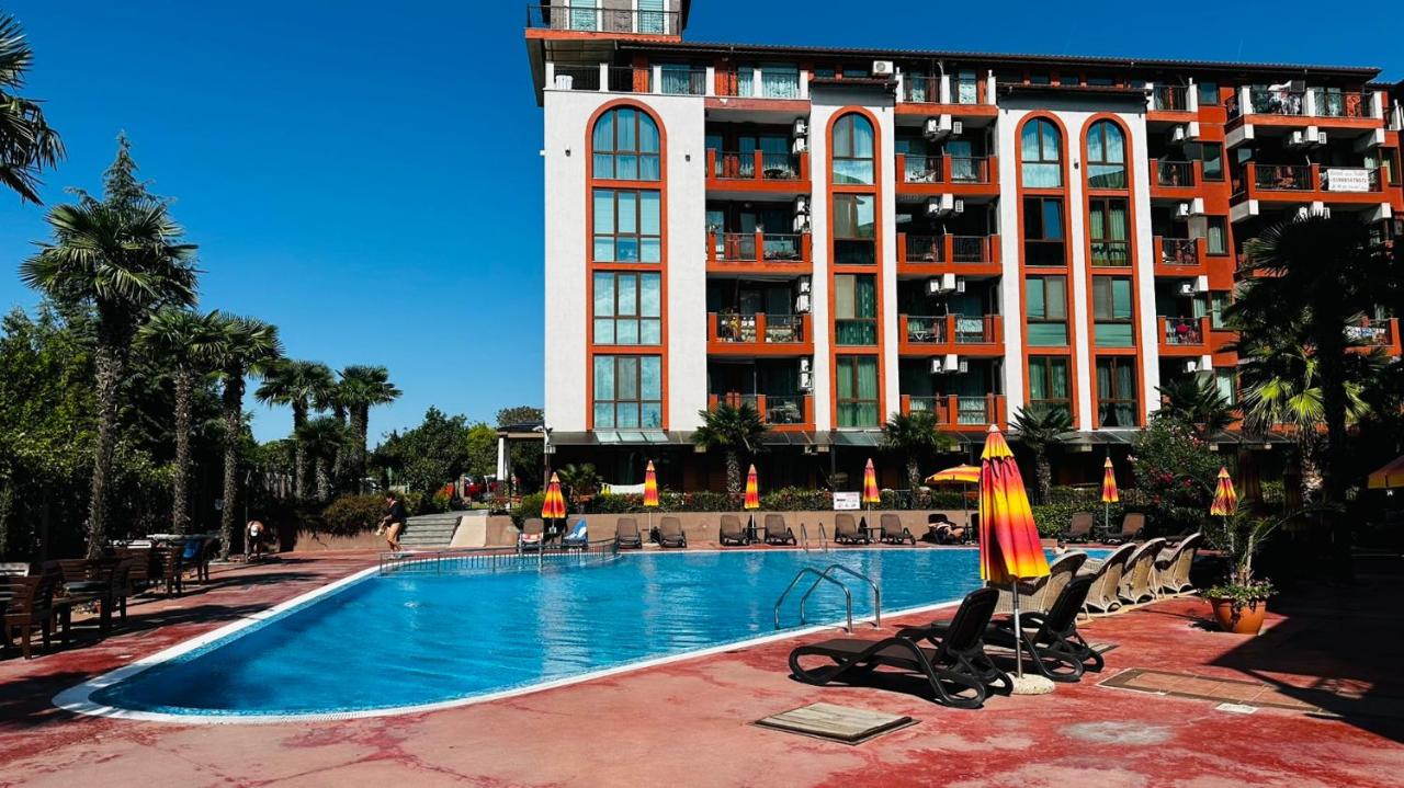 Photo - Chateau del Marina Apart Complex
