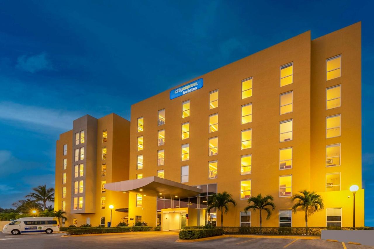 City Express by Marriott Tuxpan photo 3