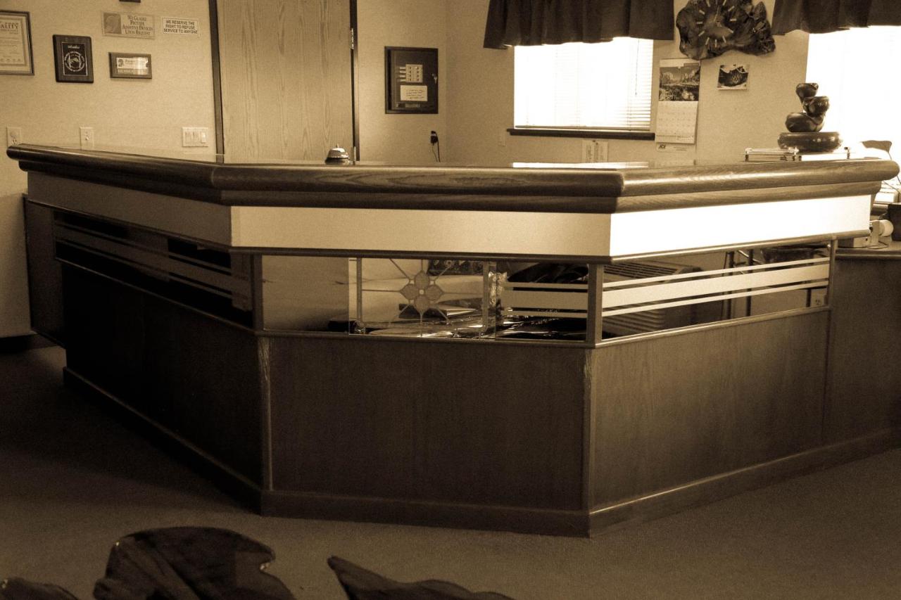 Americas Best Value Inn & Suites Forest Grove Hillsboro photo 4