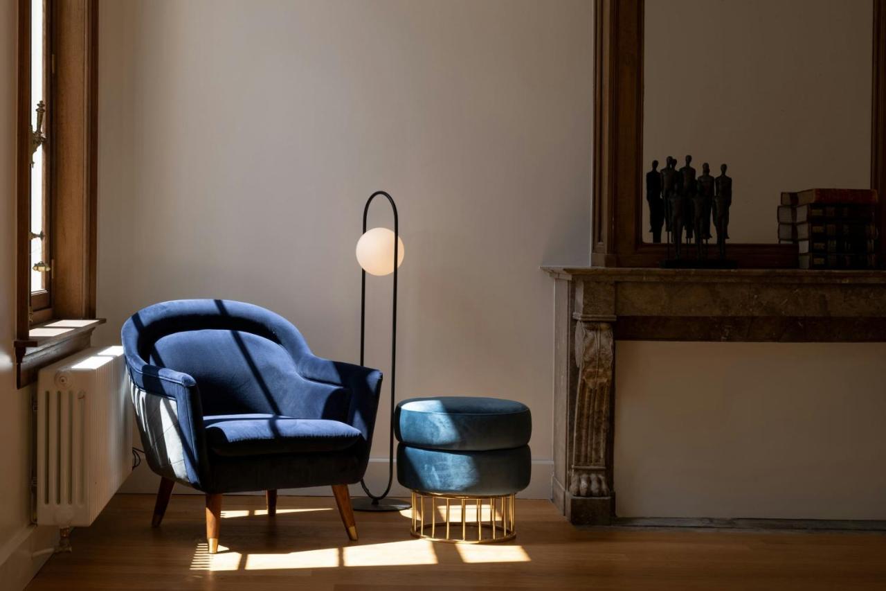 Sapphire House Antwerp, Autograph Collection - 5