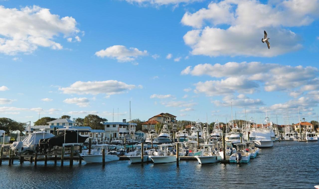 Inn at Camachee Harbor by CoolVacay photo 4