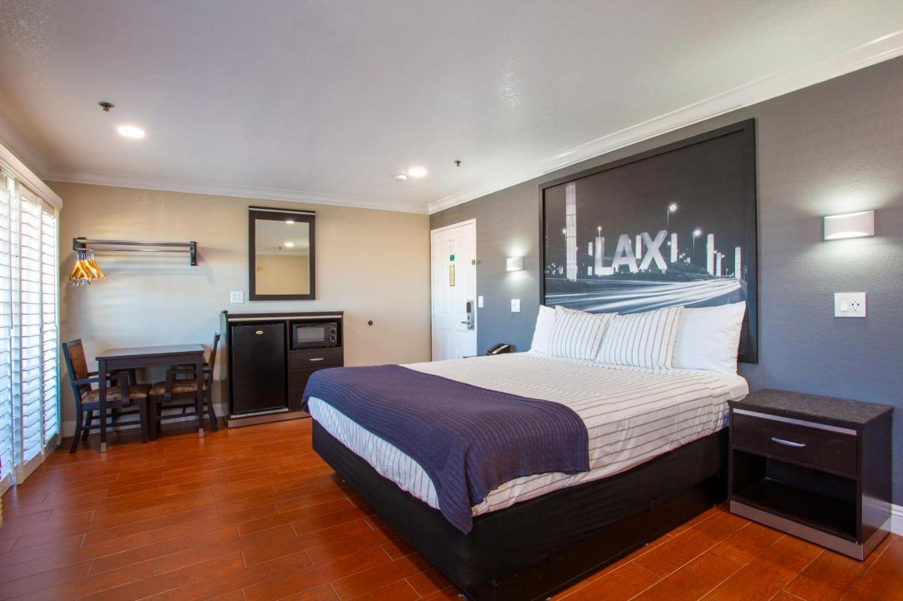 Photo - Super 8 By Wyndham Inglewood/lax/la Airport