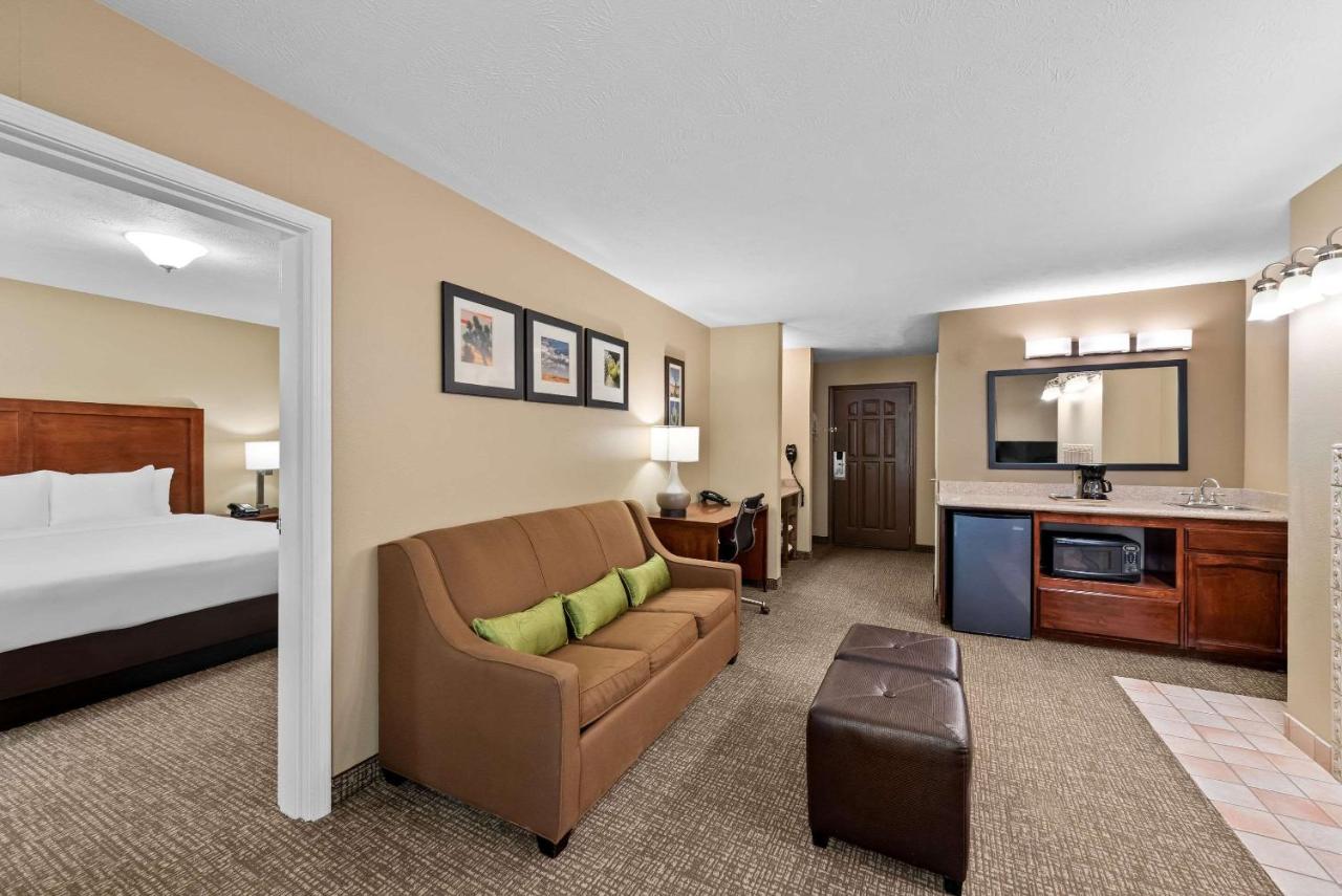 Comfort Inn & Suites El Centro I-8 photo 4