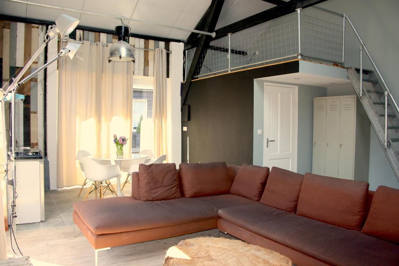 Paardenstal, Private House with wifi and free parking for 1 car - 3