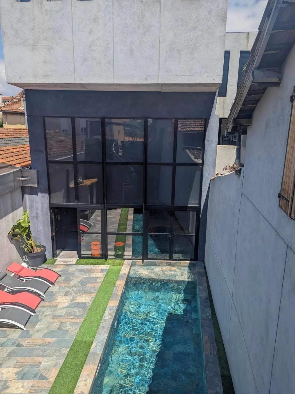 Villa élégante à Marseille avec grande piscine privée - 2
