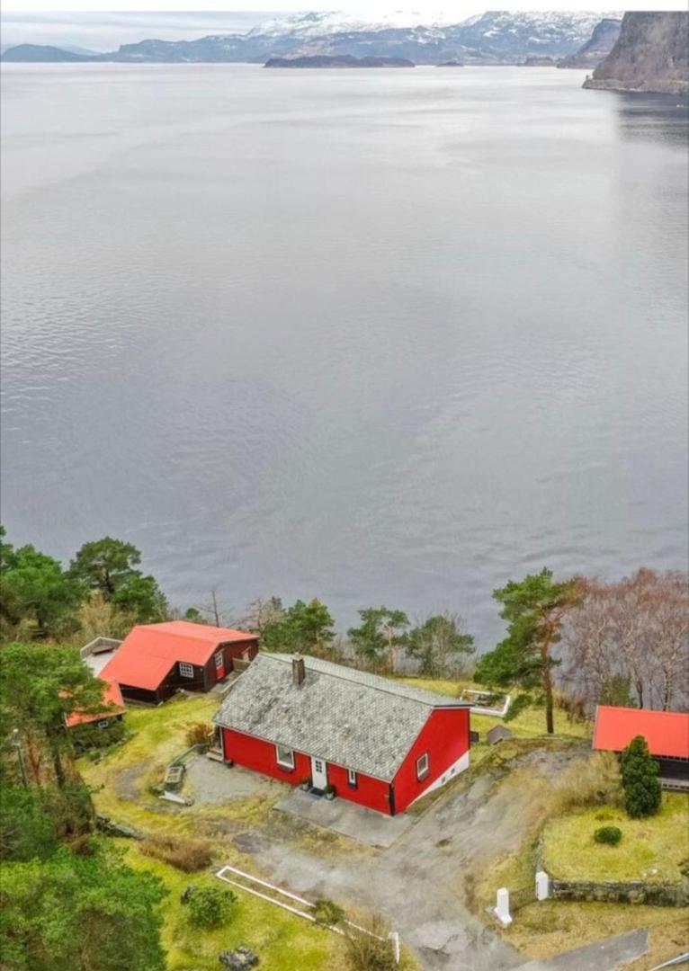 Hardangerfjord panorama 2 - 5