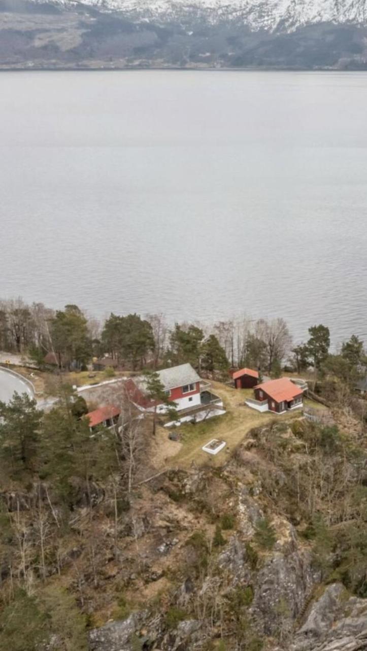 Hardangerfjord panorama 2 - 6
