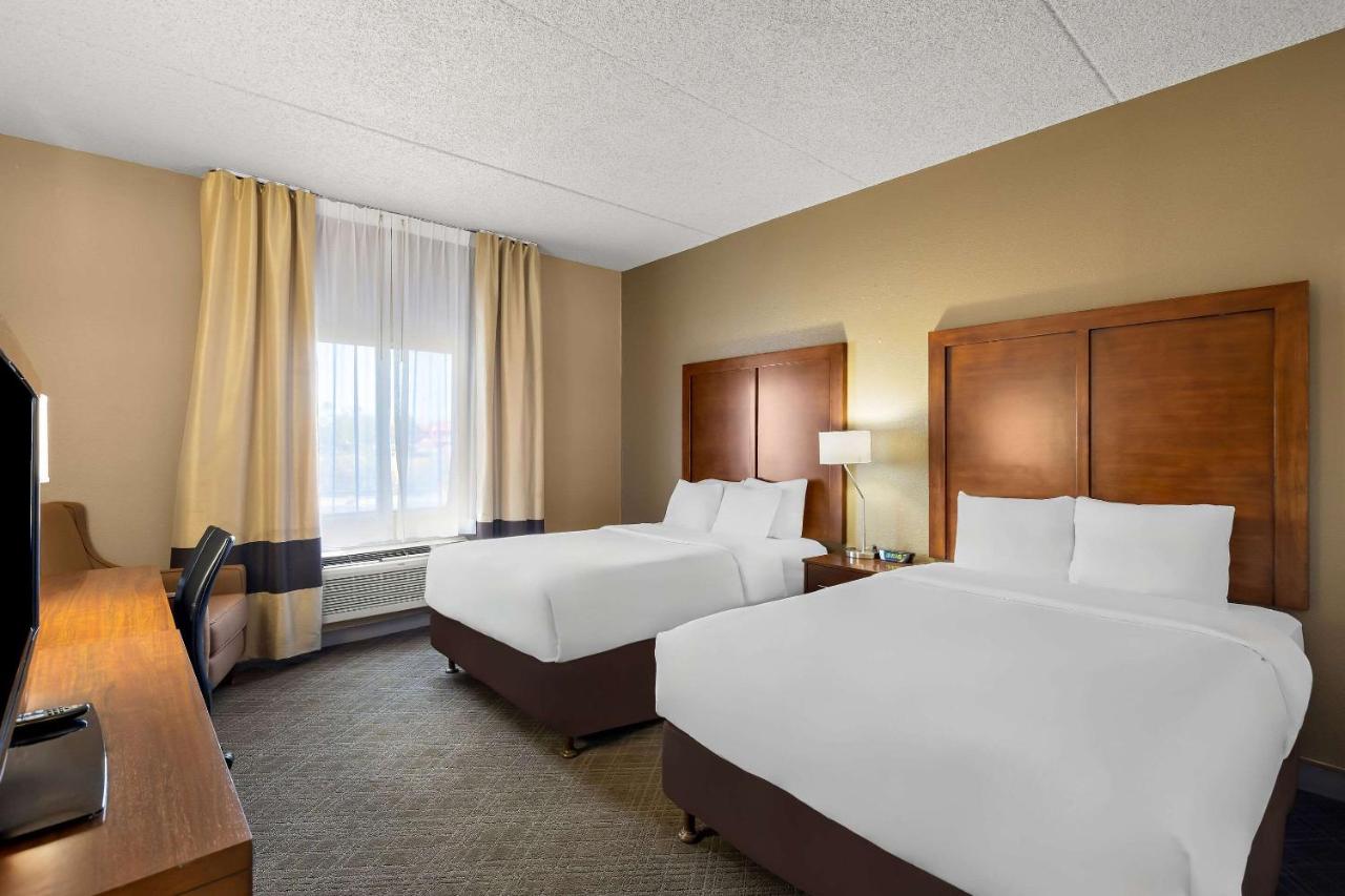 Photo - Comfort Inn & Suites near Kino Sports Complex