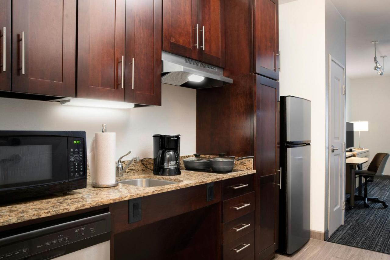 TownePlace Suites by Marriott Laredo photo 4