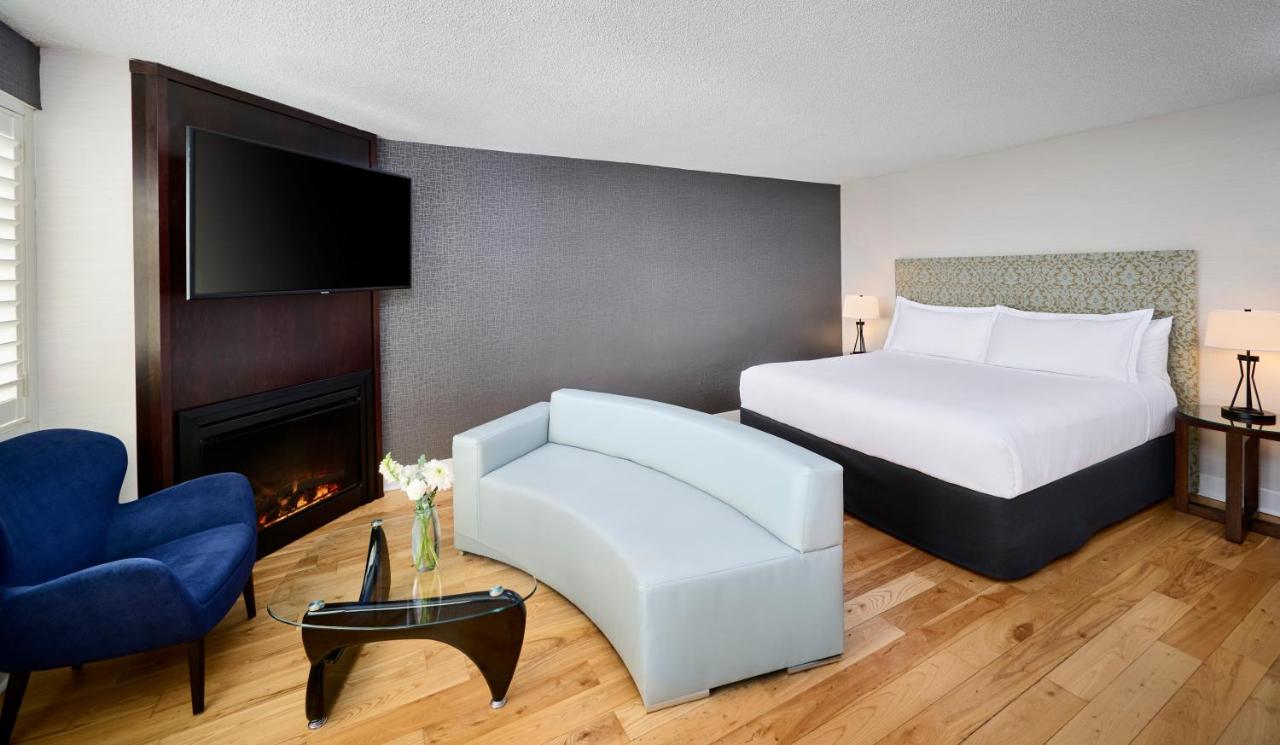 Radisson Blu Toronto Downtown photo 2