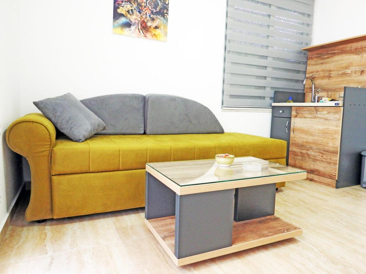 Apartmani Hamburg 1 - 5