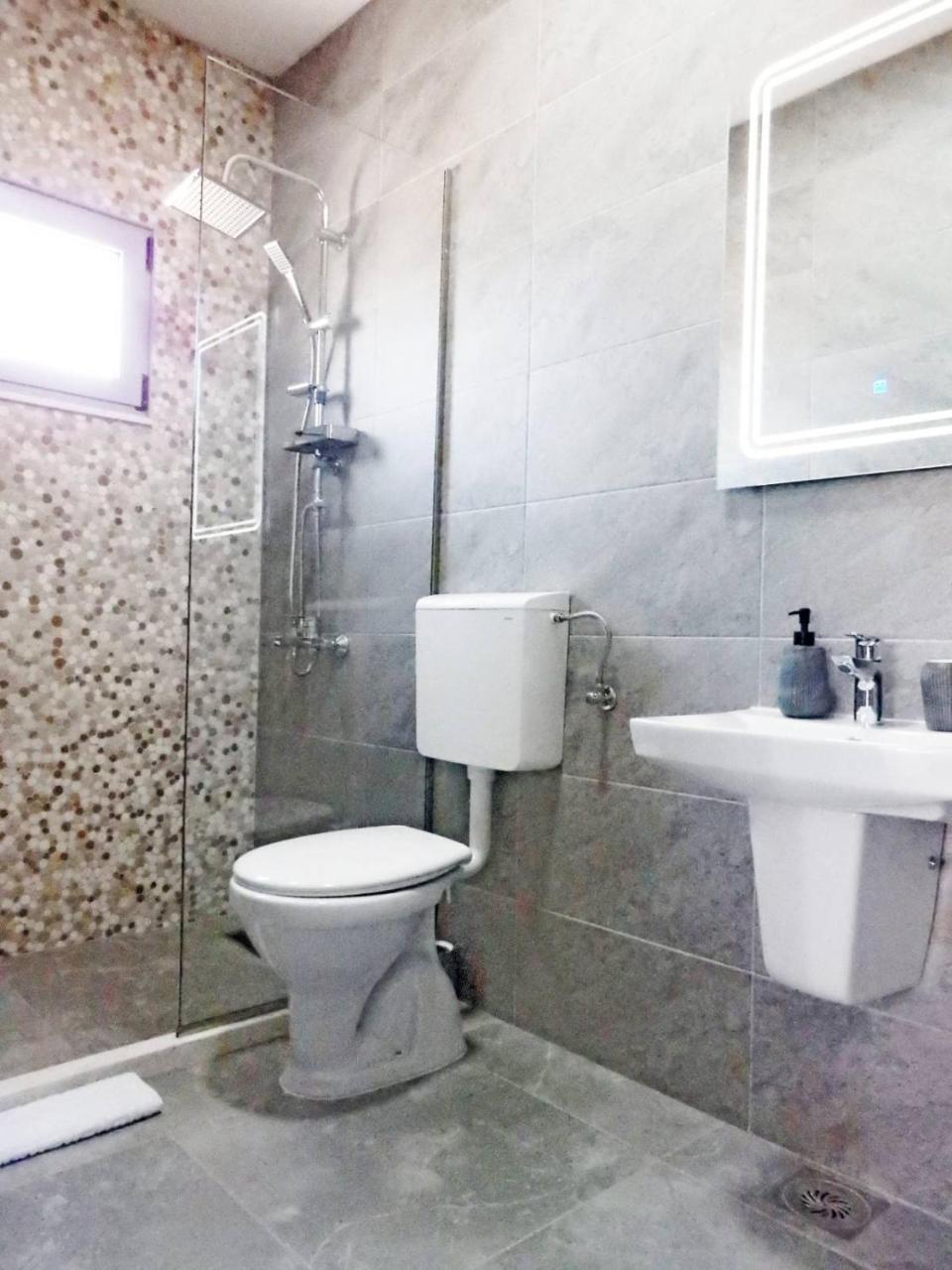 Apartmani Hamburg 1 - 6