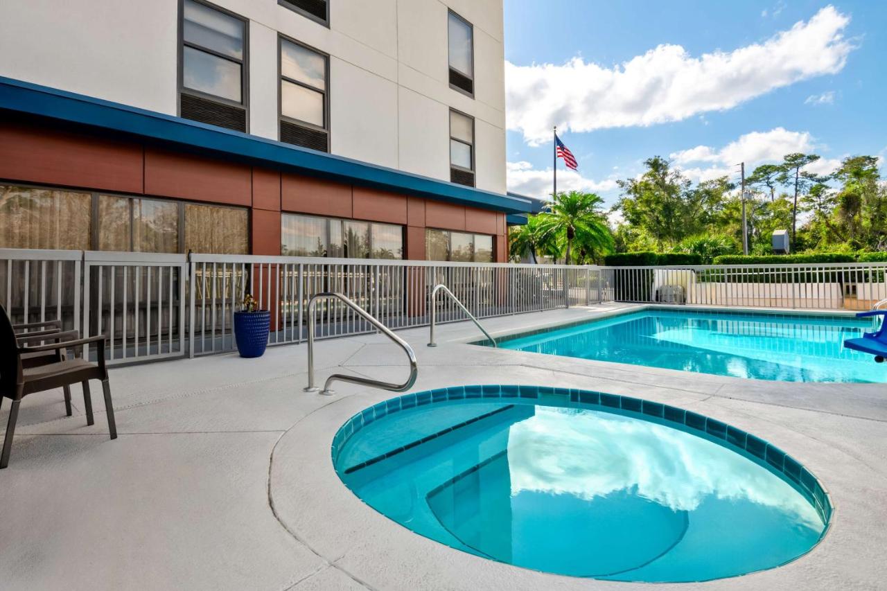 Hampton Inn DeBary/Deltona/Orange City photo 3