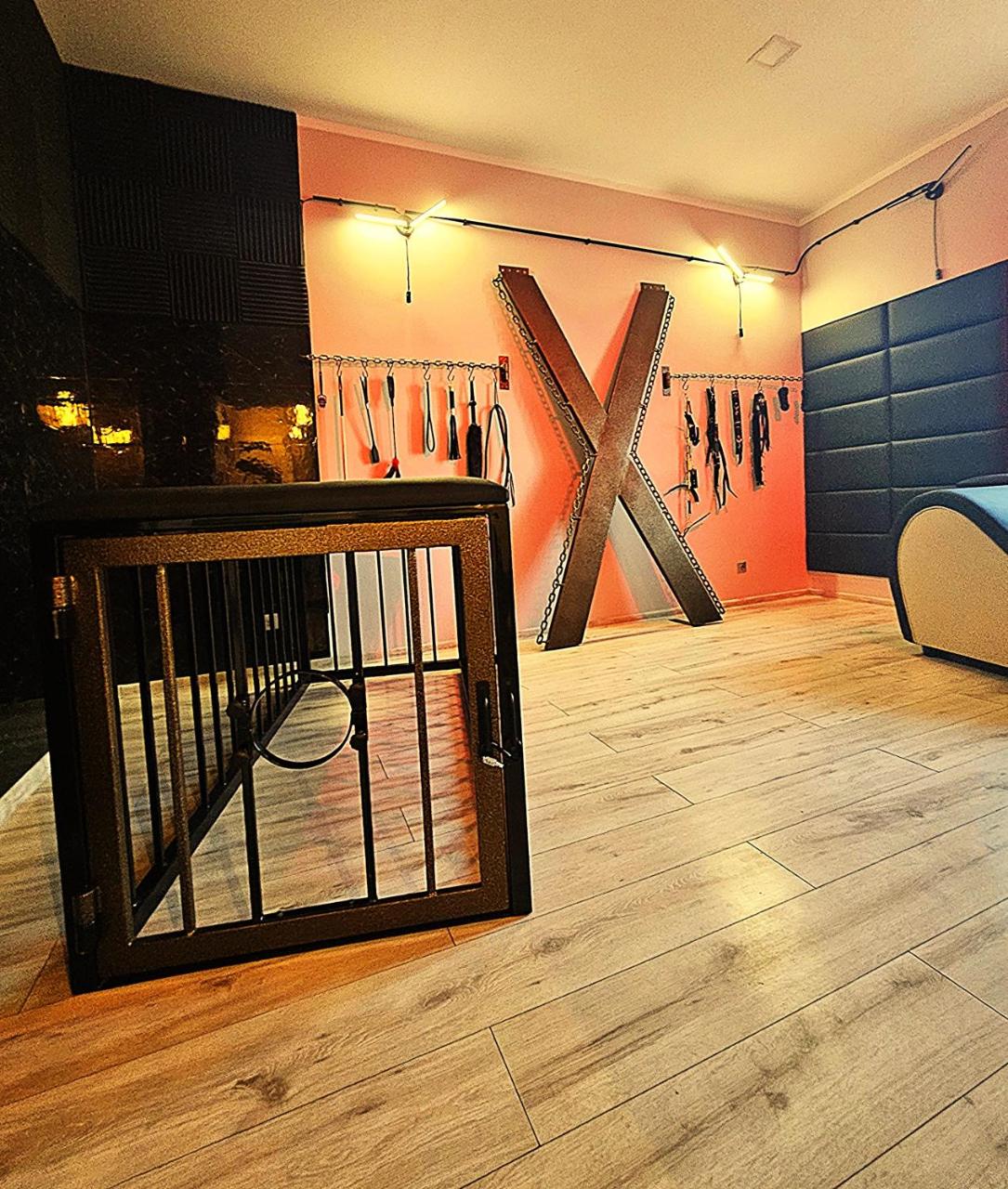 Dark Romance- Apartament BDSM Greya dla Zakochanych Par - 3