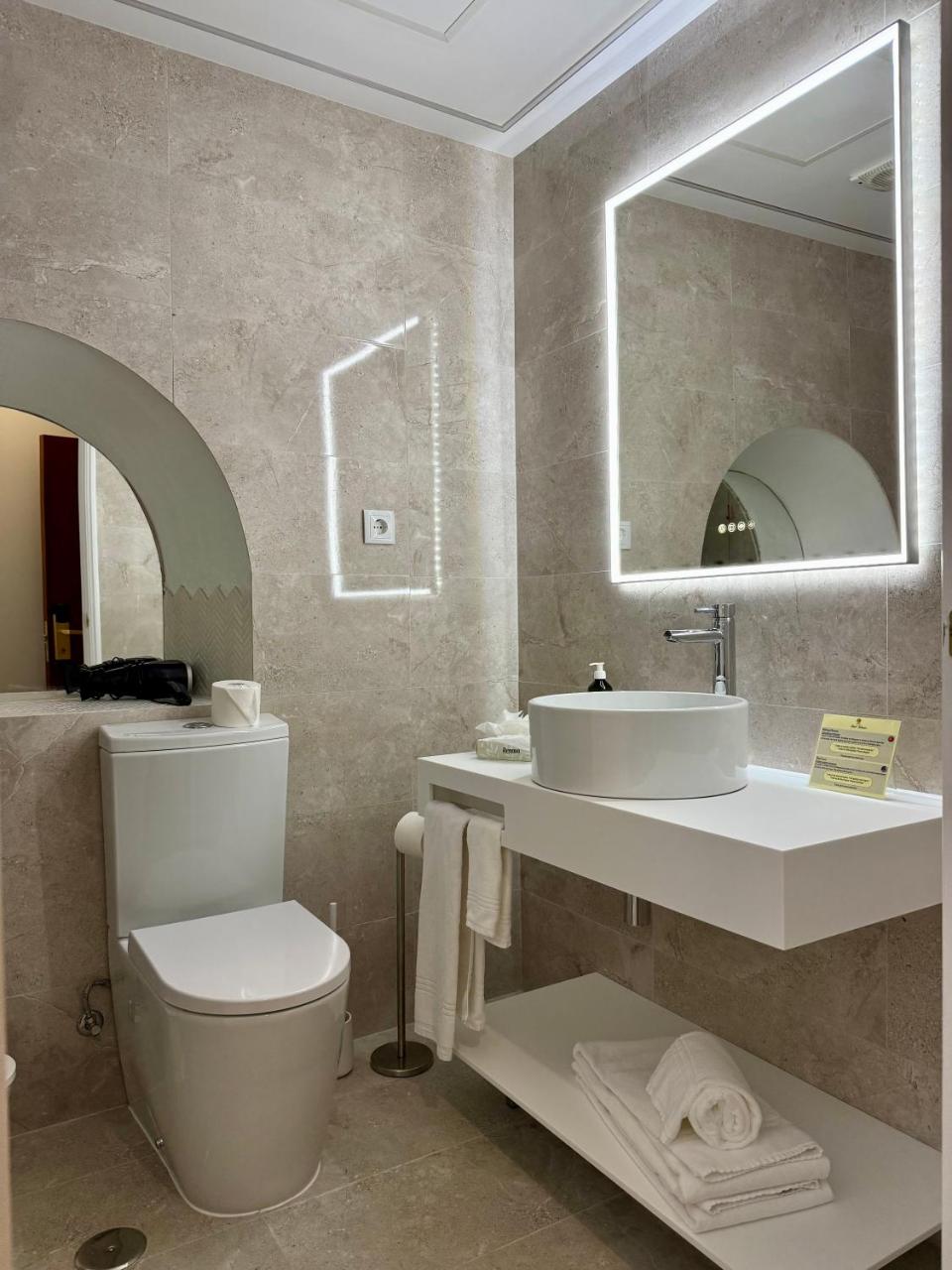 Hotel Talisman photo 2