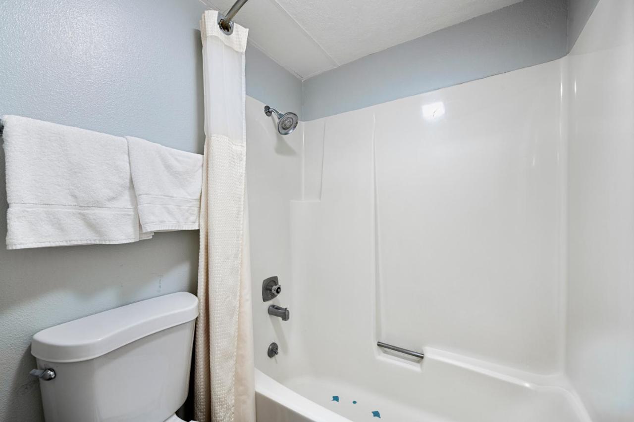 Budget Motel - Delta, Utah photo 2
