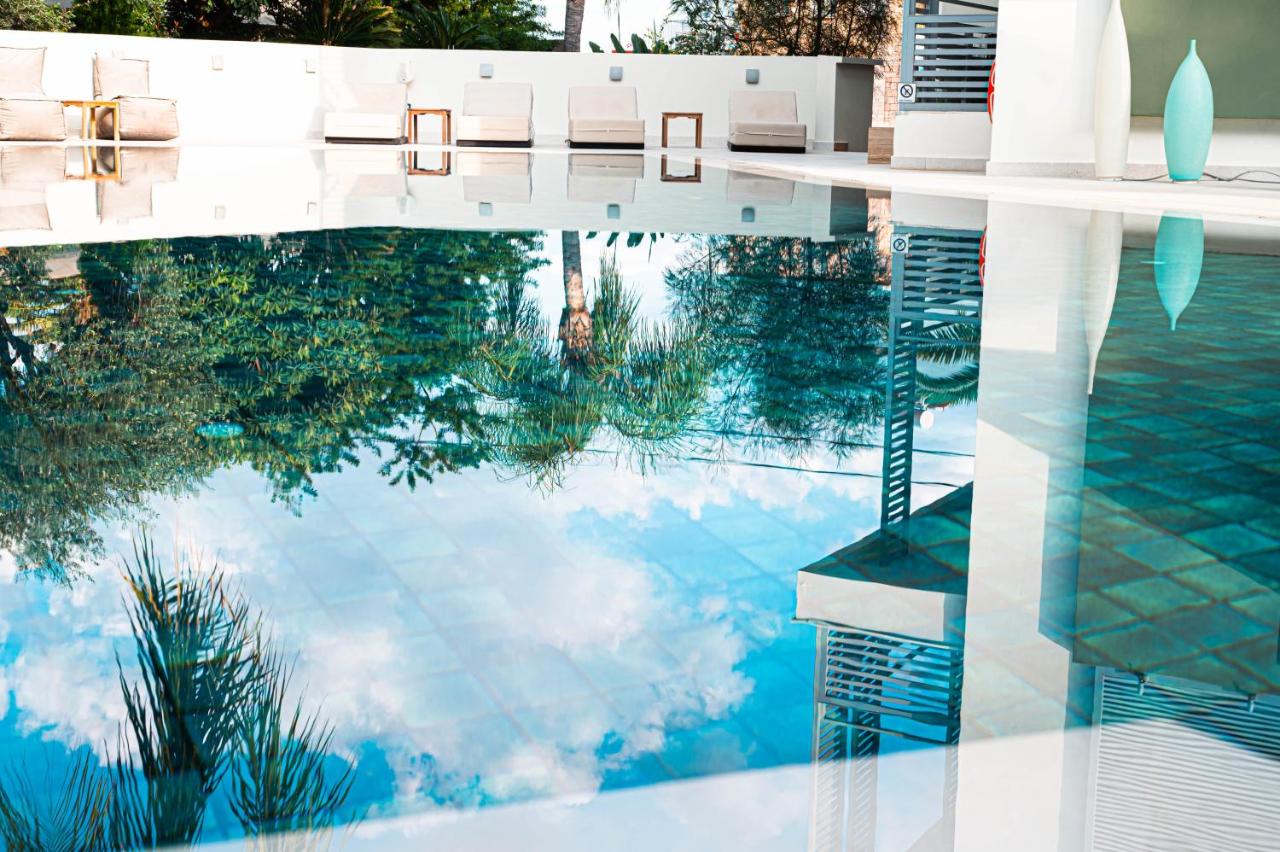 Flisvos Royal Hotel & Suites - 3