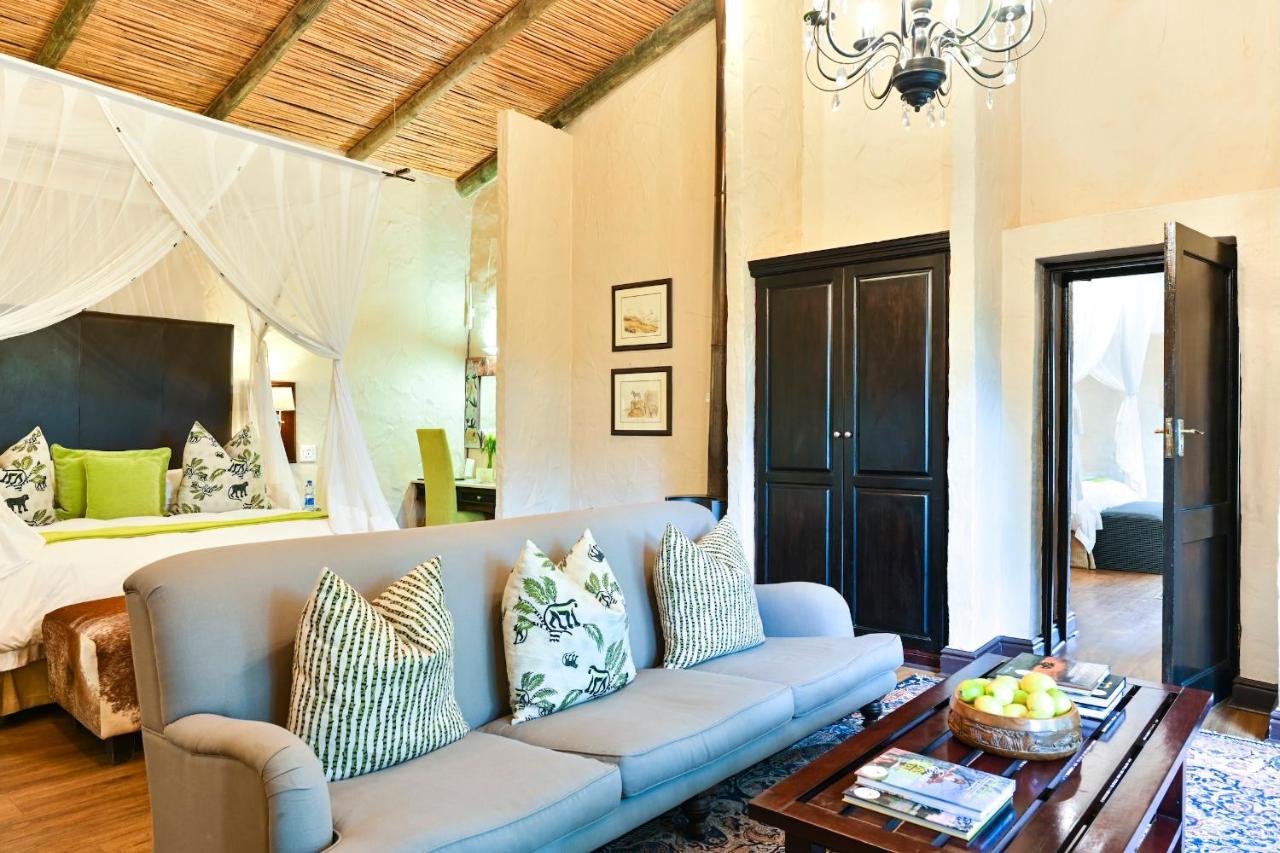 Woodall Country House and Spa photo 2