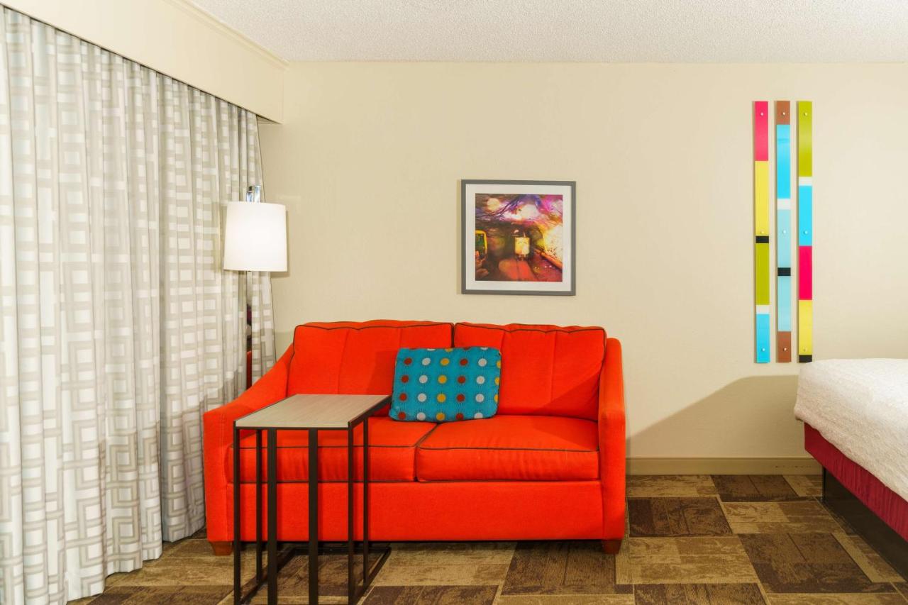 Hampton Inn Hutchinson photo 4