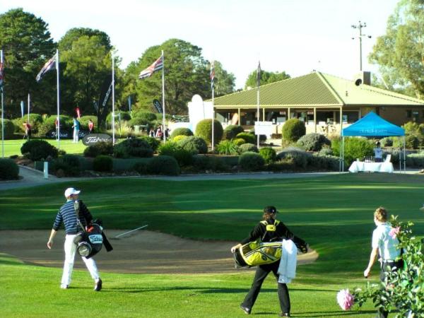 Tocumwal Early Settlers Motel photo 4
