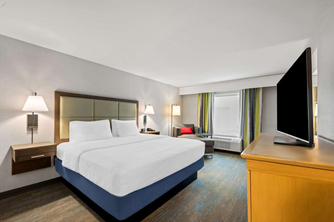 Hampton Inn & Suites Wilson-I-95 photo 3