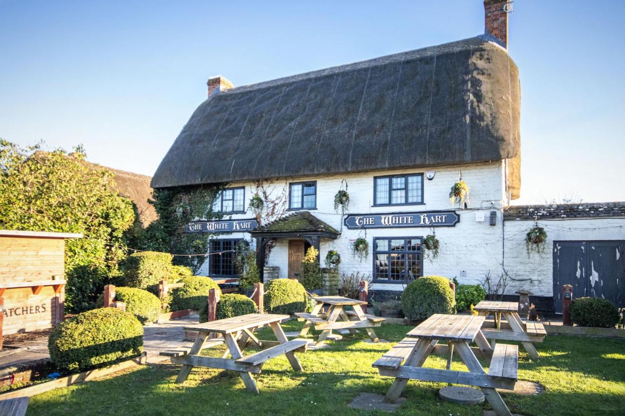 The White Hart, Wroughton