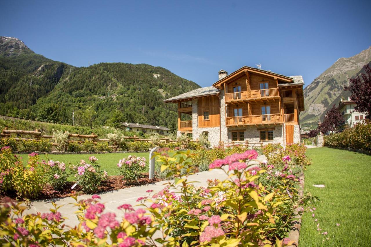 Hotel Les Montagnards