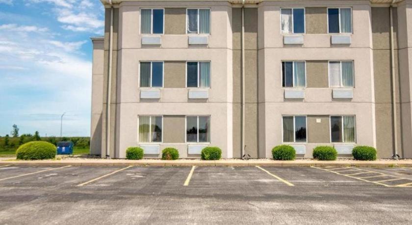 Hotel Markle IN I-69