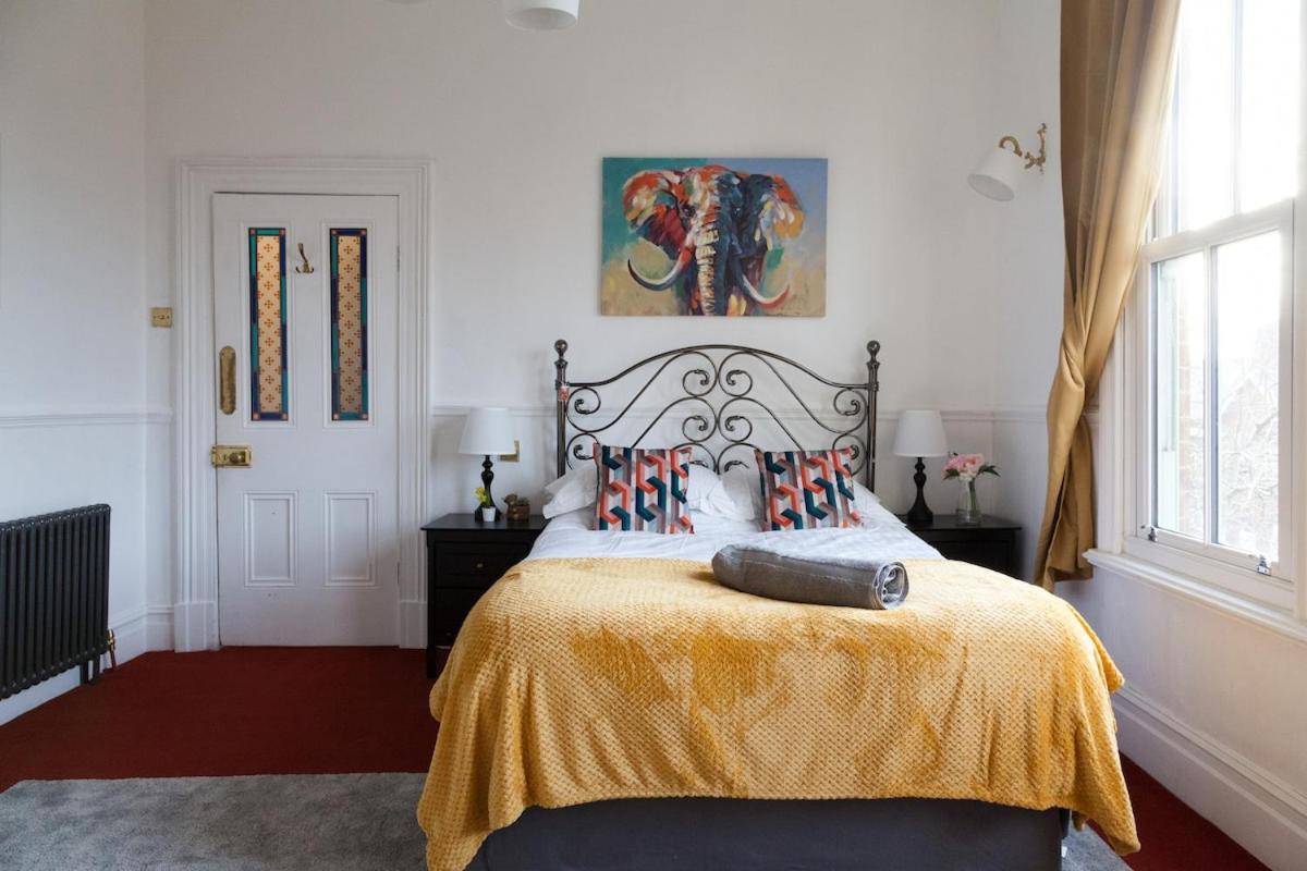 Victorian Elegance at Kingscliffe, Sleeps 17 - 3