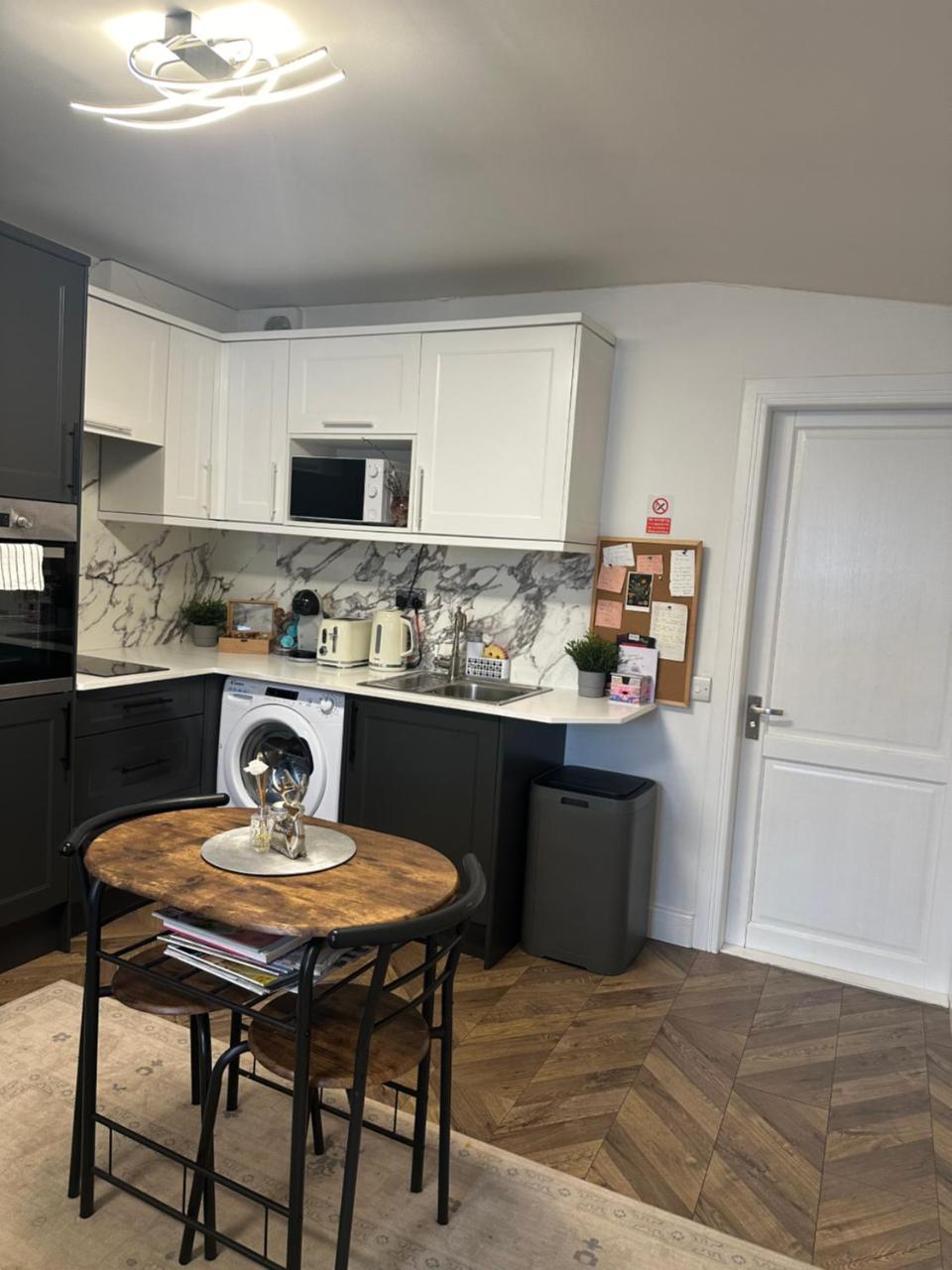 Studio Flat - 6