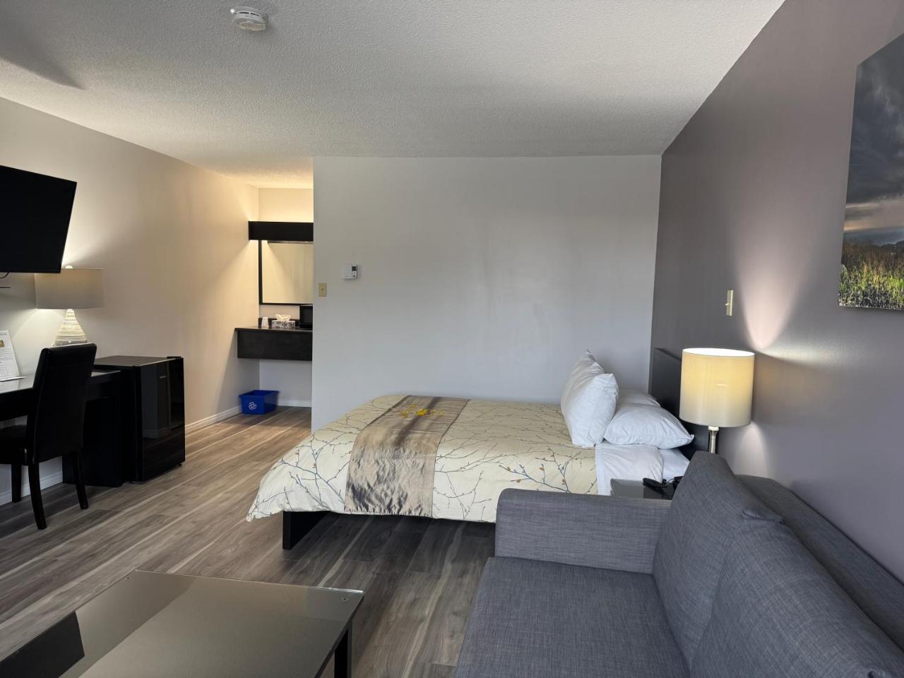 New Age Inn - Voyageur Motel photo 3