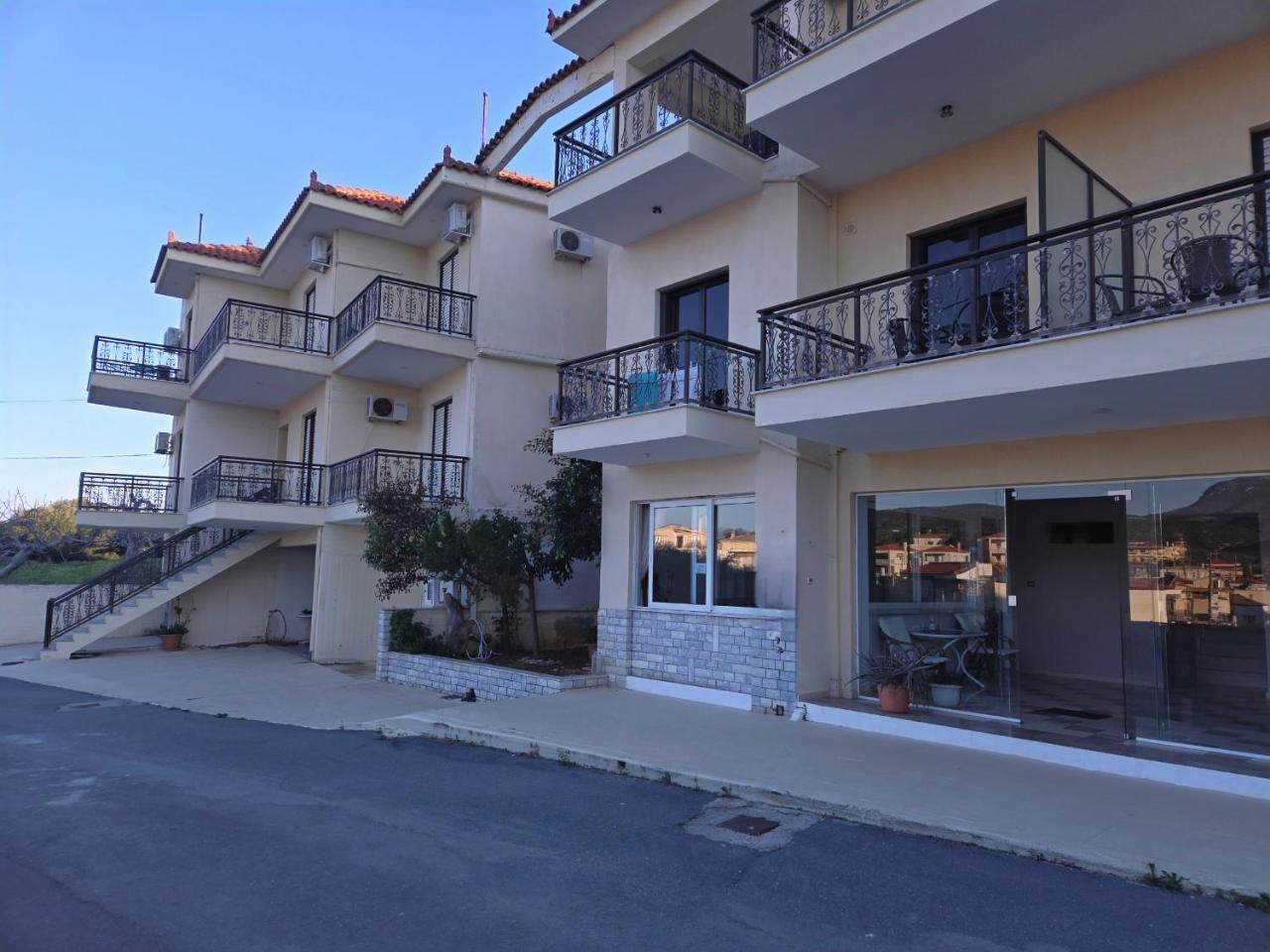 Elea rooms 7 - 4
