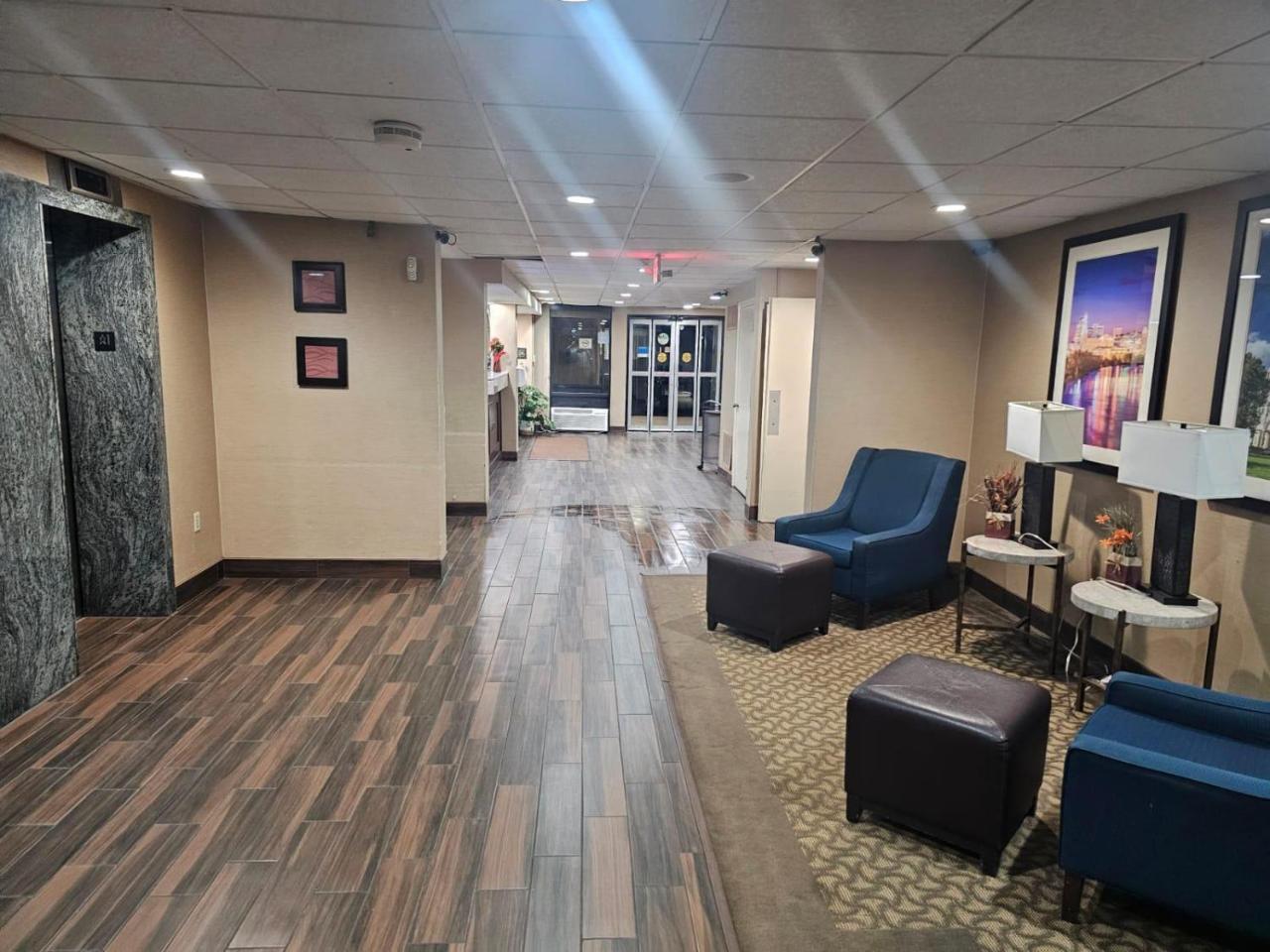 Comfort Inn Wethersfield - Hartford photo 3